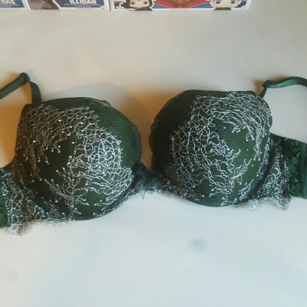 Victoria's Secret push up bar 34DD